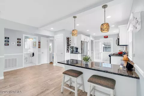 Kitchen - 1 Cedar Ave, Rumson, NJ 07760 photo 1 of 4