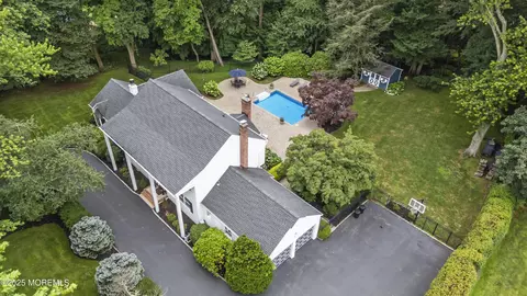 6 Stoecker Rd, Holmdel, NJ 07733