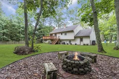 Exterior - 5 Partree Rd, Jackson, NJ 08527 photo 7 of 13