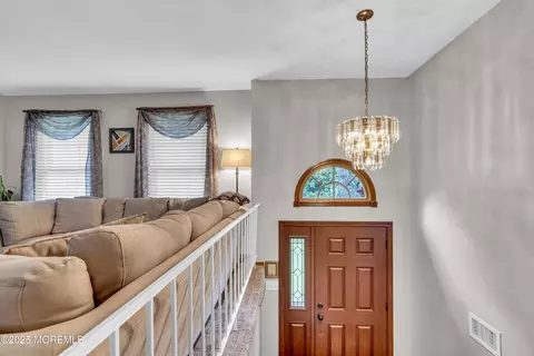 Entry Way - 5 Partree Rd, Jackson, NJ 08527 photo 3 of 4