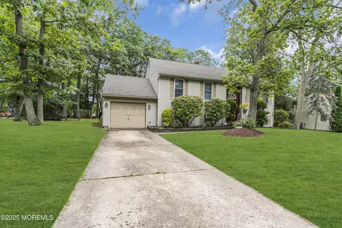 Exterior - 5 Partree Rd, Jackson, NJ 08527 photo 3 of 13