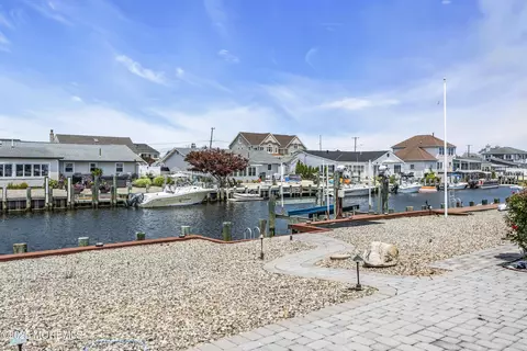 803 Wave Dr, Forked River, NJ 08731 photo 2
