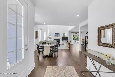 126 Woolley Ct, Oakhurst, NJ 07755