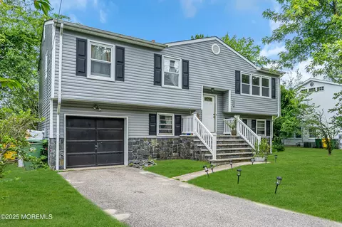 656 Vine Ave, Lakewood, NJ 08701