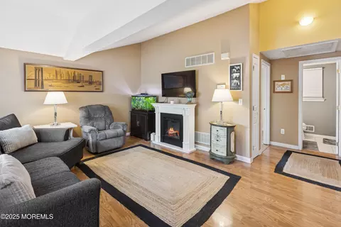 2015 Whitcomb Rd, Forked River, NJ 08731 photo 7