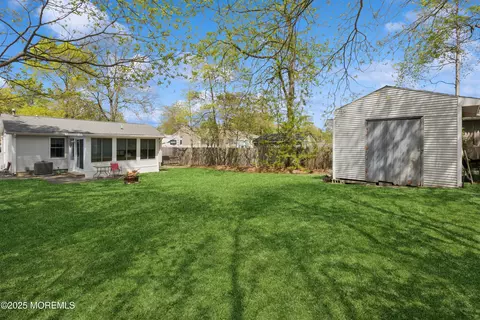 2015 Whitcomb Rd, Forked River, NJ 08731 photo 4