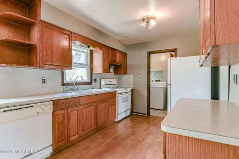 Kitchen - 494 5th Ave, Brick, NJ 08724 photo 2 of 5