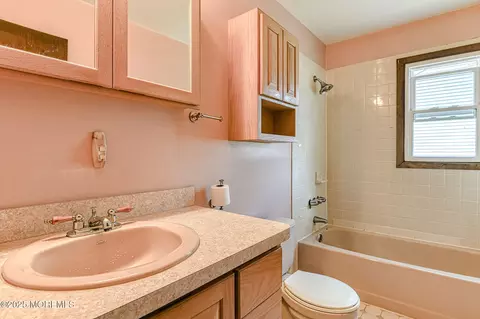 Bath - 494 5th Ave, Brick, NJ 08724 photo 1 of 1