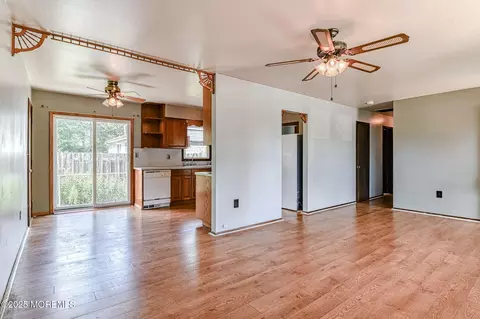 Living - 494 5th Ave, Brick, NJ 08724 photo 4 of 4