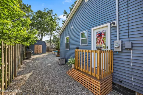 Exterior - 123 Cedarhurst Rd, Brick, NJ 08723 photo 3 of 7