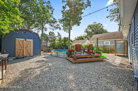 Exterior - 123 Cedarhurst Rd, Brick, NJ 08723 photo 4 of 7
