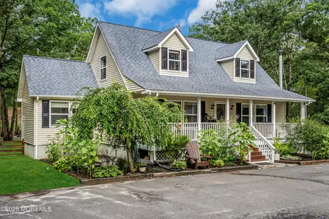 341 Stage Rd, Little Egg Harbor, NJ 08087