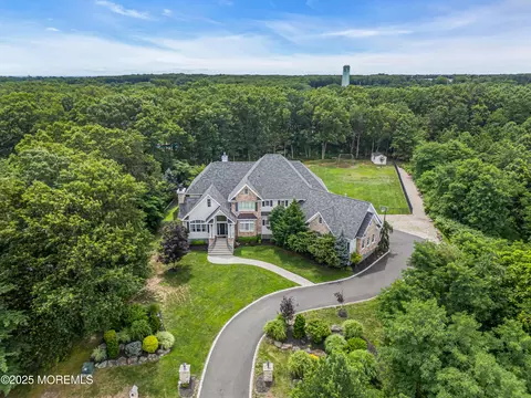 2128 Shadow Ln, Wall, NJ 07719