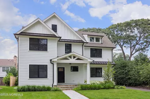 86 Black Point Rd, Rumson, NJ 07760