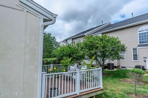 Exterior - 22 Brookfield Dr, Jackson, NJ 08527 photo 4 of 7