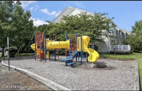 Exterior - 22 Brookfield Dr, Jackson, NJ 08527 photo 7 of 7