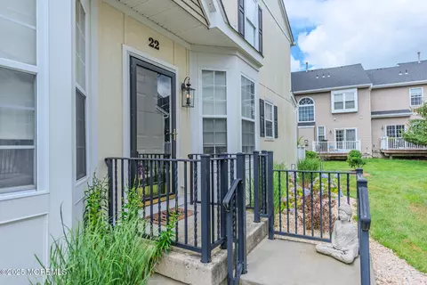 Exterior - 22 Brookfield Dr, Jackson, NJ 08527 photo 3 of 7
