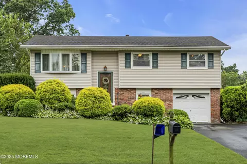 545 Duchess Ct, Toms River, NJ 08753
