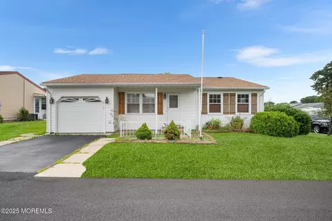 50 Falmouth Ave #72, Whiting, NJ 08759