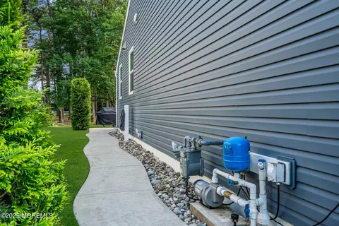 Entry Way - 75 Whitmore Dr, Berkeley, NJ 08721 photo 7 of 7