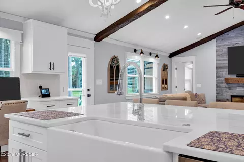 Kitchen - 75 Whitmore Dr, Berkeley, NJ 08721 photo 13 of 20