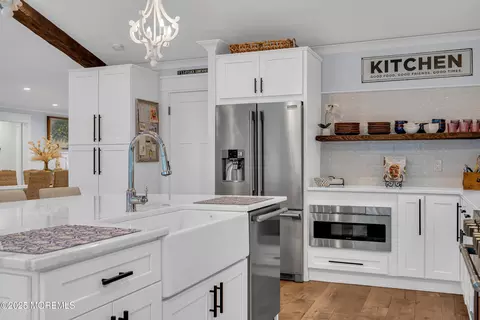 Kitchen - 75 Whitmore Dr, Berkeley, NJ 08721 photo 17 of 20