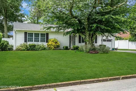311 Pine Forest Ln, Forked River, NJ 08731 photo 4