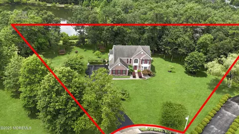 10 Cleveland Ct, Jackson, NJ 08527