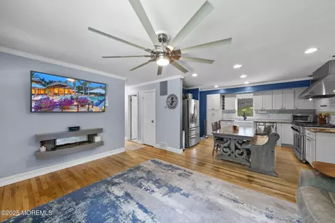 21 Birch Dr, Jackson, NJ 08527