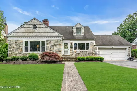 504 Crescent Pkwy, Sea Girt, NJ 08750