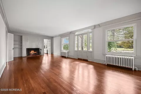 Living - 3 E River Rd, Rumson, NJ 07760 photo 1 of 3