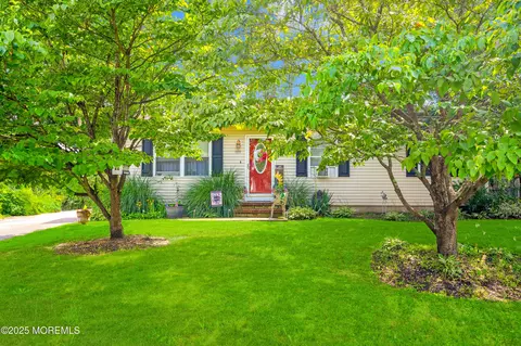 809 Clifton St, Forked River, NJ 08731