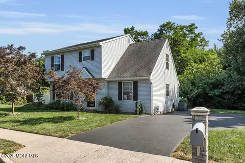10 Johnson Ave, Union Beach, NJ 07735
