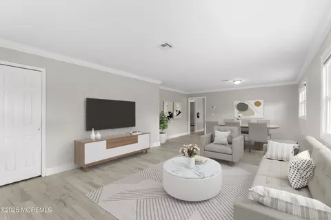 513 Jamaica Blvd, Toms River, NJ 08757