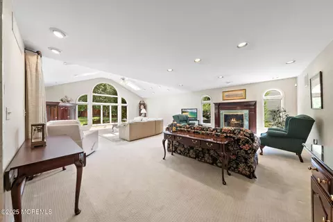 18 Mulberry Ln, Edison, NJ 08820 photo 14