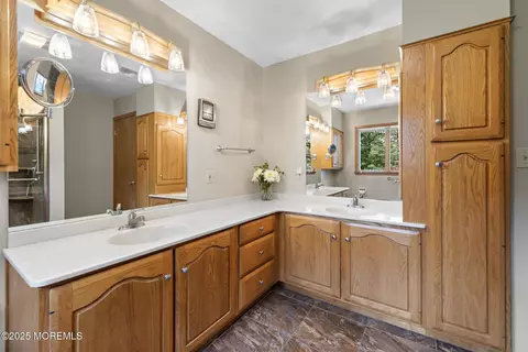 18 Mulberry Ln, Edison, NJ 08820 photo 29