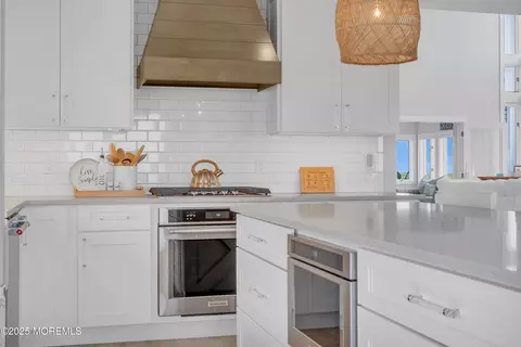 Kitchen - 848 Ensign Dr, Forked River, NJ 08731 photo 8 of 8