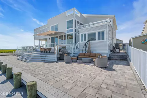 Exterior - 848 Ensign Dr, Forked River, NJ 08731 photo 18 of 19