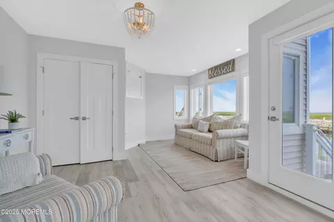 Entry Way - 848 Ensign Dr, Forked River, NJ 08731 photo 5 of 10