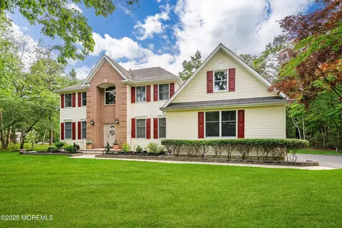 2 Kyle Ct, Jackson, NJ 08527 photo 3