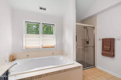 2 Kyle Ct, Jackson, NJ 08527 photo 32