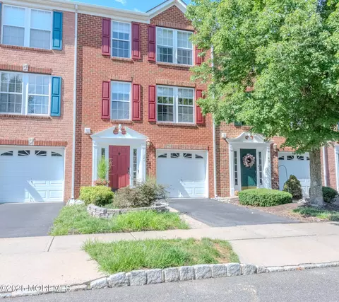 45 Abby Rd, Farmingdale, NJ 07727