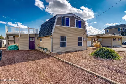 429 Twin Lakes Blvd, Little Egg Harbor, NJ 08087