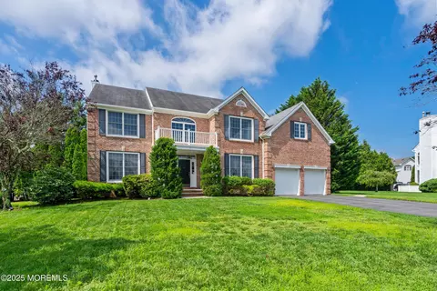17 Jackson Cir, Asbury Park, NJ 07712