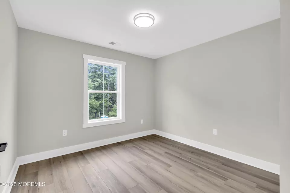 Bedroom - 54 5th Ave, Toms River, NJ 08757 photo 2 of 2