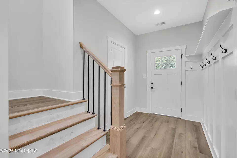 Entry Way - 54 5th Ave, Toms River, NJ 08757 photo 1 of 2