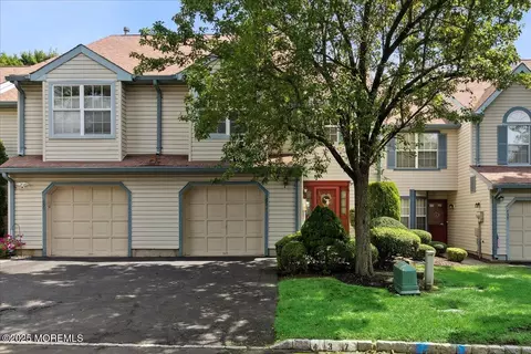 437 Dorchester Way, Manalapan, NJ 07726