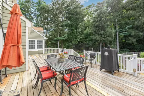 Exterior - 44 Devonshire Ct, Middletown, NJ 07748 photo 10 of 28