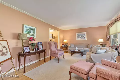 Living - 44 Devonshire Ct, Middletown, NJ 07748 photo 1 of 5