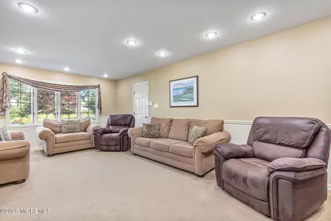 Living - 44 Devonshire Ct, Middletown, NJ 07748 photo 5 of 5